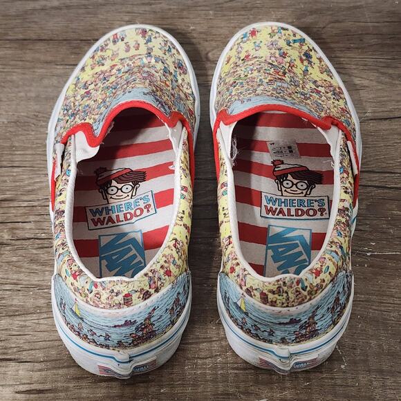 Vans Classic Slip-On X Wheres Waldo Beach Women's Shoes Womens Size 7 Multicolor - Picture 8 of 9